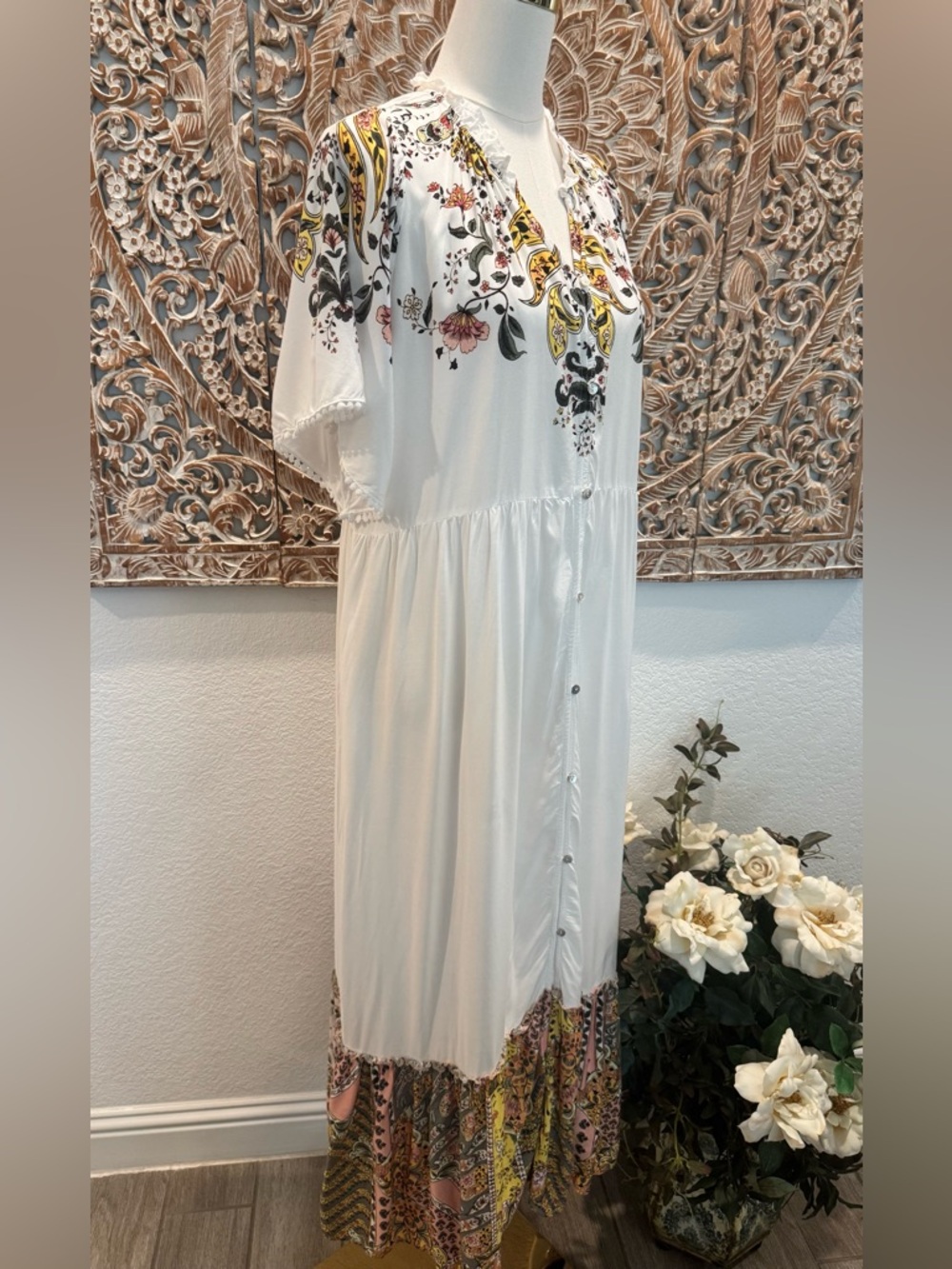 Jaase White Floral Print Button Down Maxi Dress, Lightweight Oversized Flowy - Picture 4 of 14